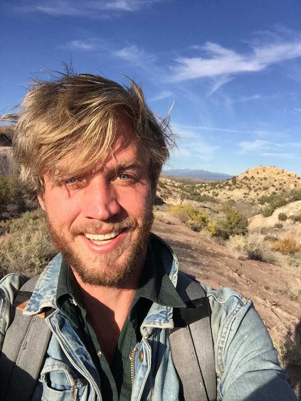 ColloquiumBrian Henning (École Polytechnique Fédérale de Lausanne