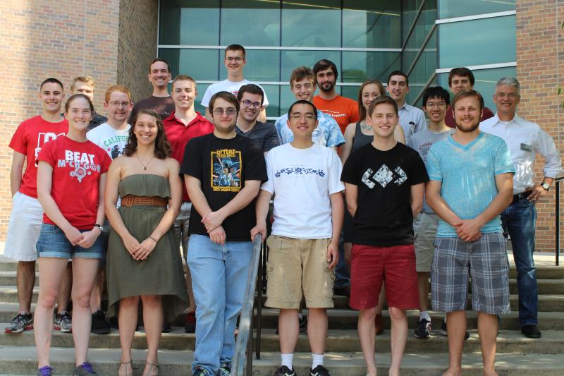 2015 Physics Grads image