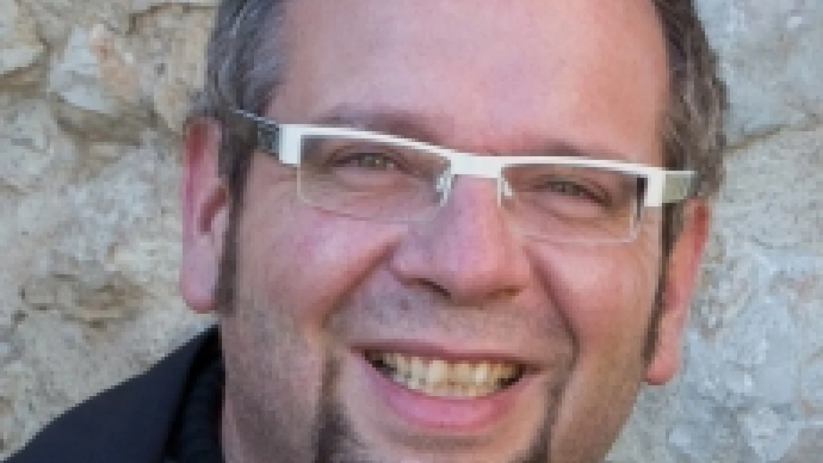 Michael Döring (George Washington University) 11/25/20 Nuclear physics seminar speaker