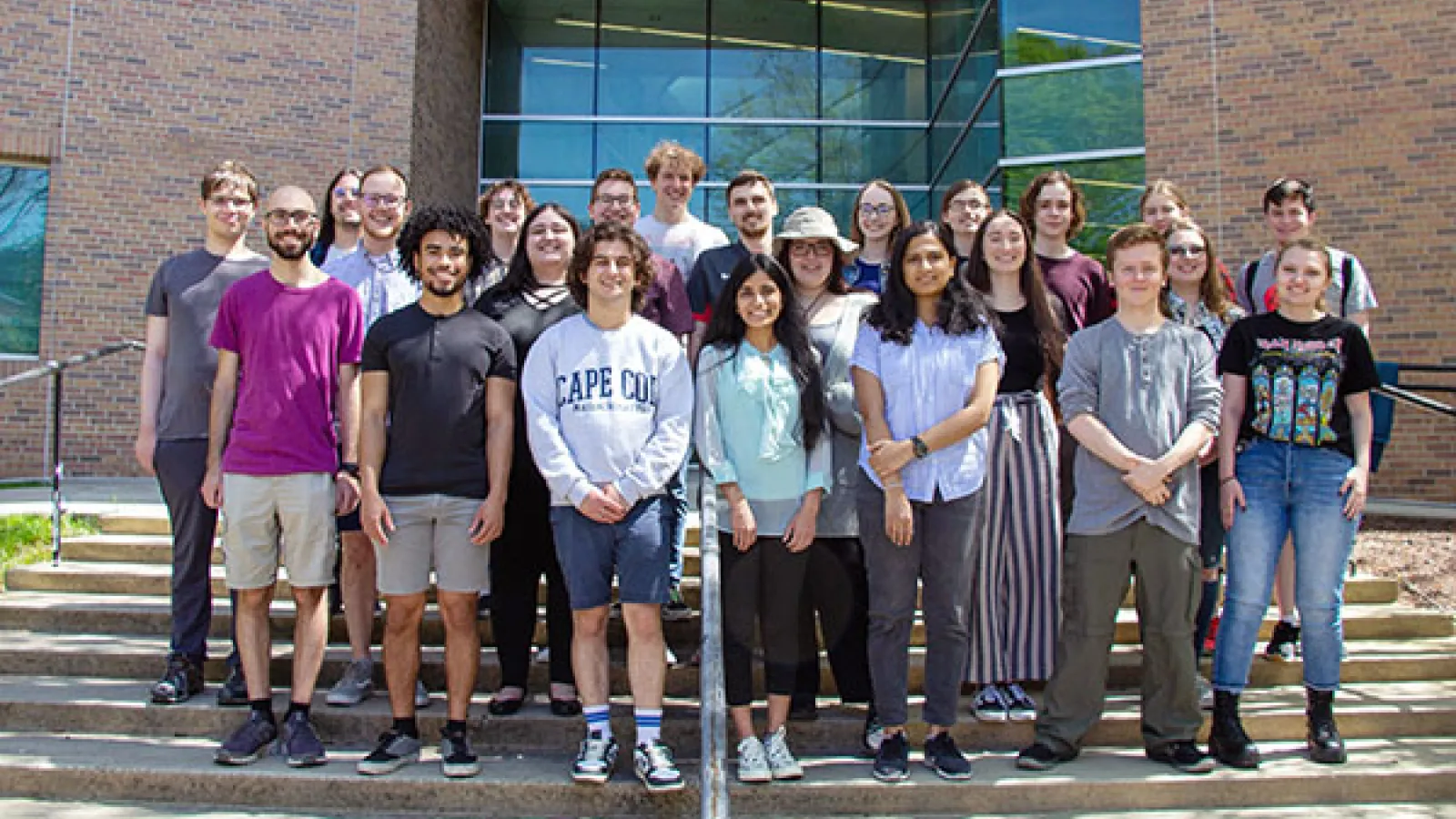 Graduating Physics and Engineering Physics majors