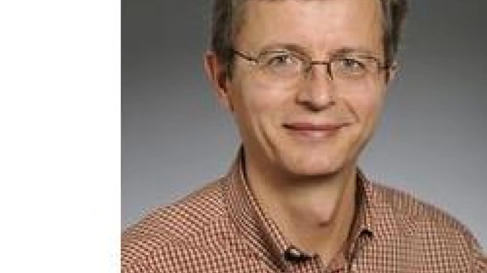 Randall Feenstra with grey background