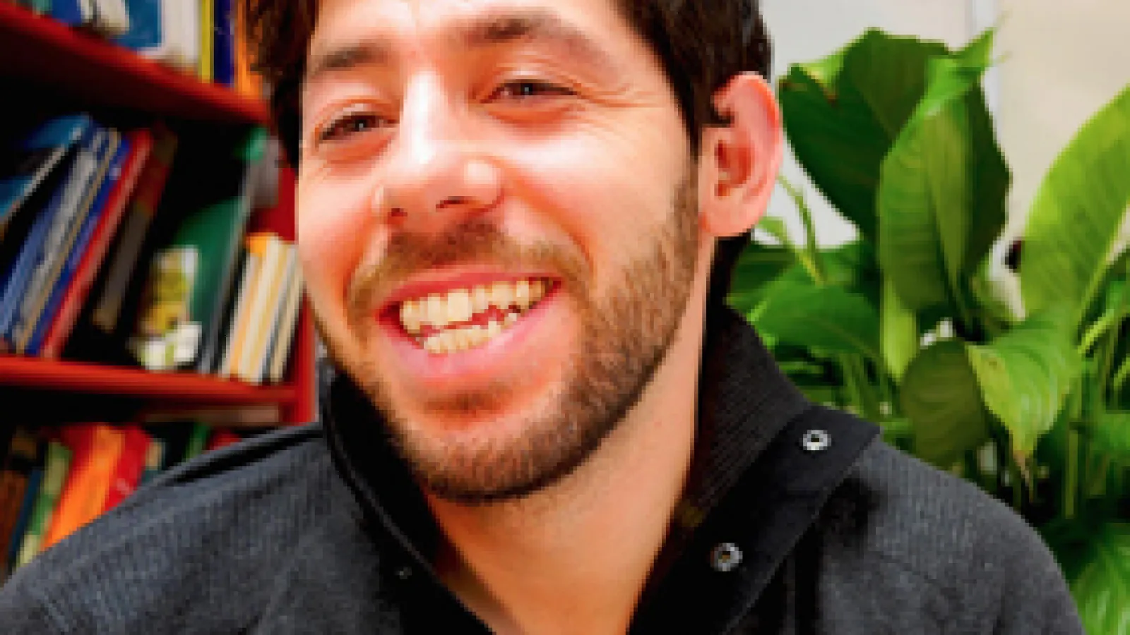 Headshot of Greg Kestin