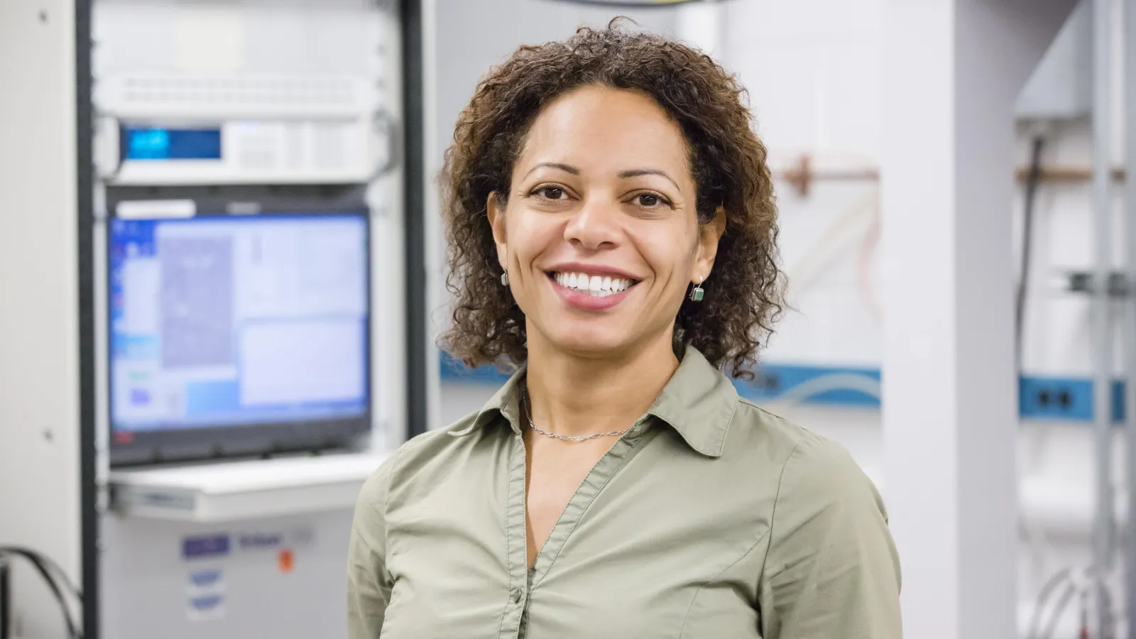 Nadya Mason (University of Illinois-Urbana/Champaign) 1/14/19 CMT seminar speaker