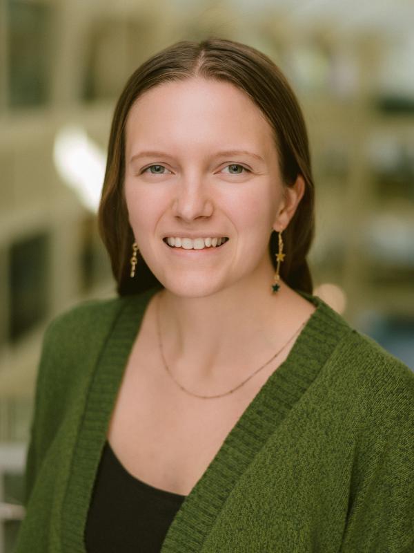 Headshot of Amanda Miller